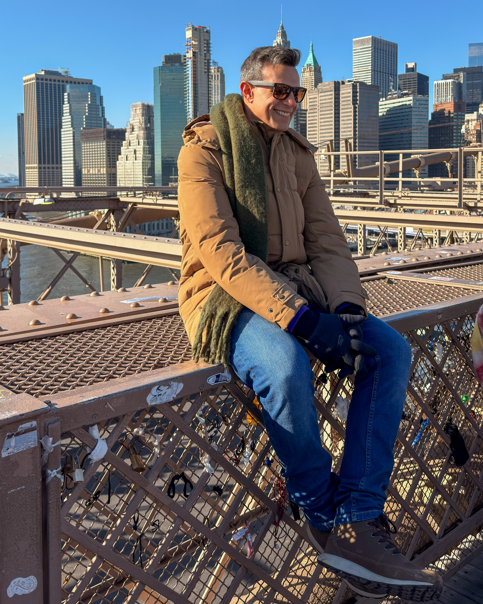 Brooklyn Bridge visto desde el río