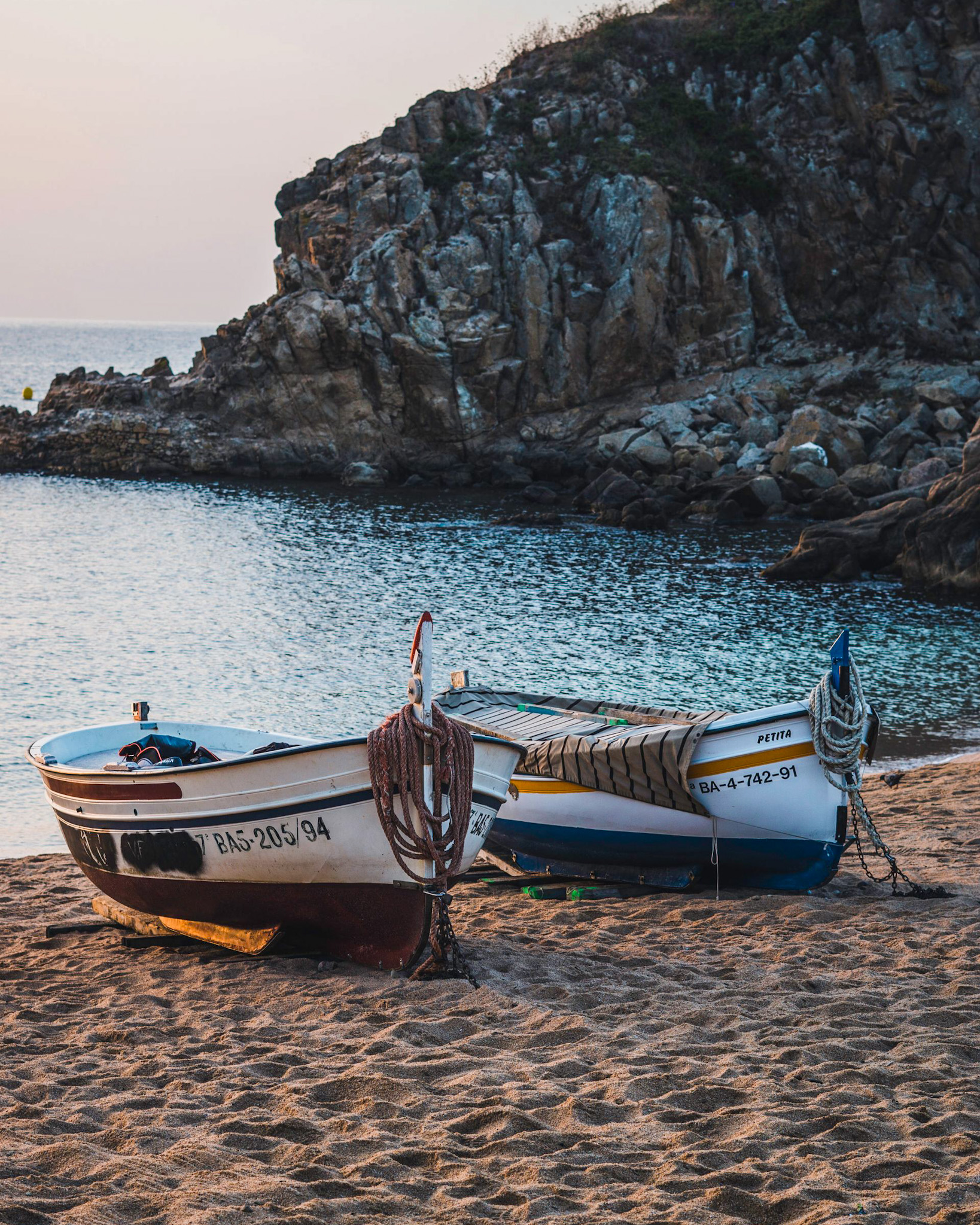 Cadaqués en la Costa Brava, uno de los destinos con más encanto de España