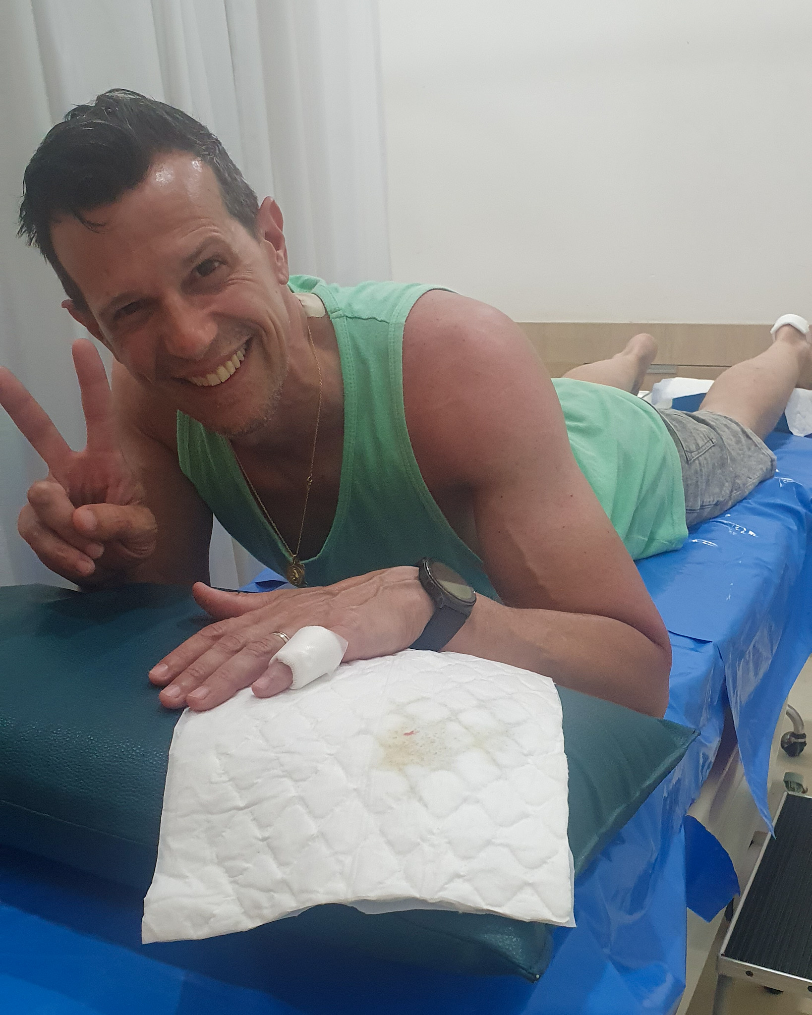 Así me atendieron en Tailandia tras el incidente escalando