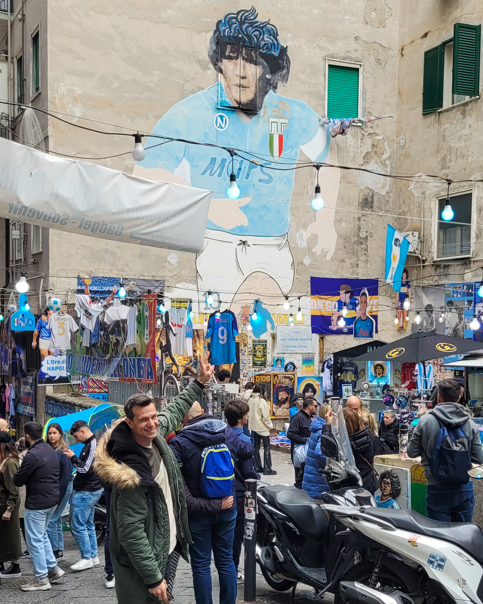 Devoción por Maradona en Nápoles