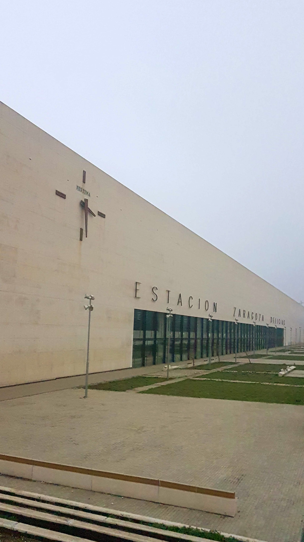Estación de tren Zaragoza-Delicias, junto a la zona de la Expo